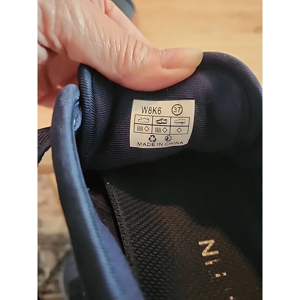 WHITIN‎ Minimalist Barefoot Shoes Wide Toe Box Zero Drop Sneakers Size 37